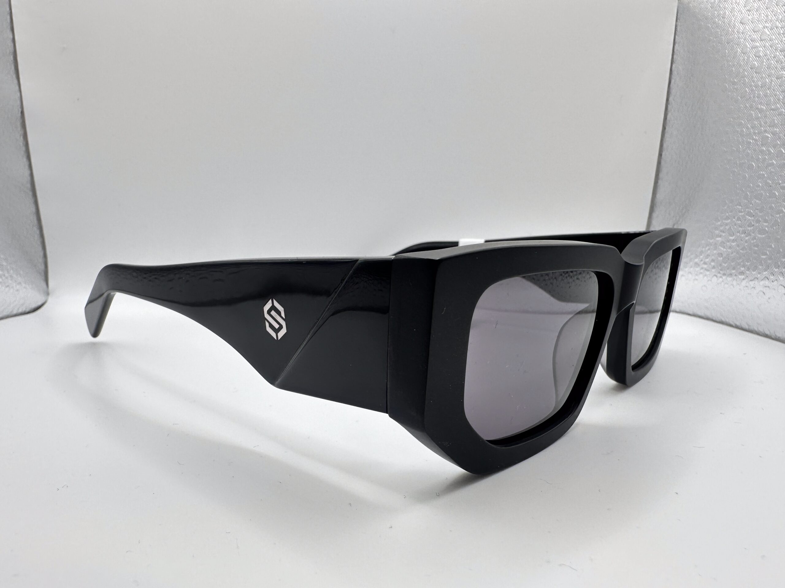 SYMBOLSY0104-C1