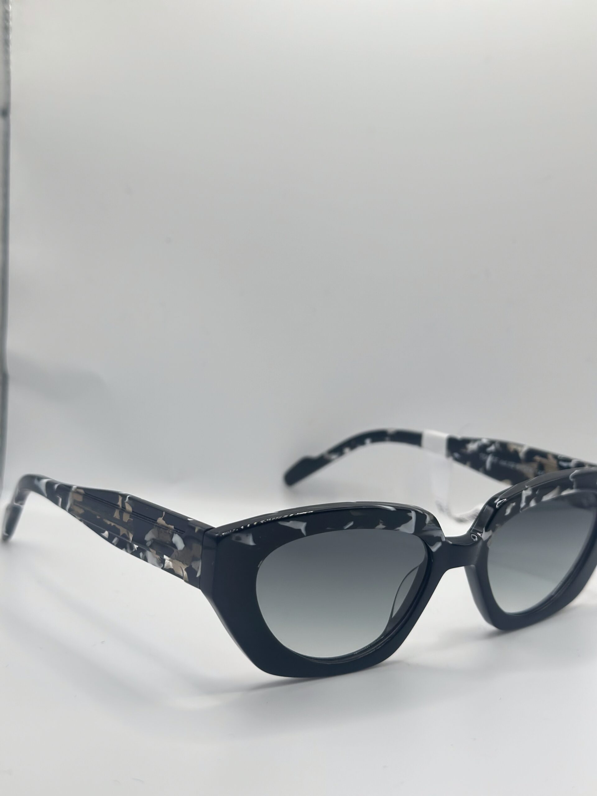 TIPI DIVERSI TD6457 C02